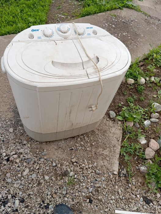 Продам машинку полу автомат рабочия