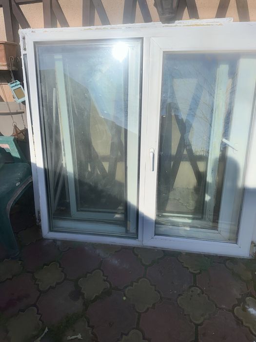 Vand 3 geamuri termopan in stare impecabila