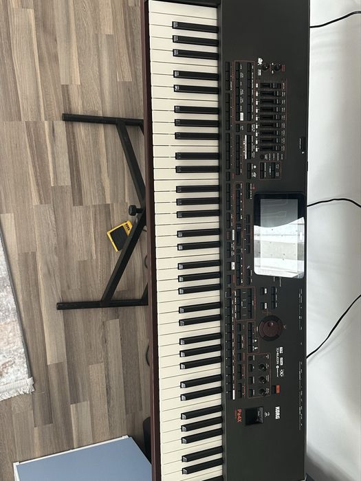 Korg PA4x Oriental 76 de clape