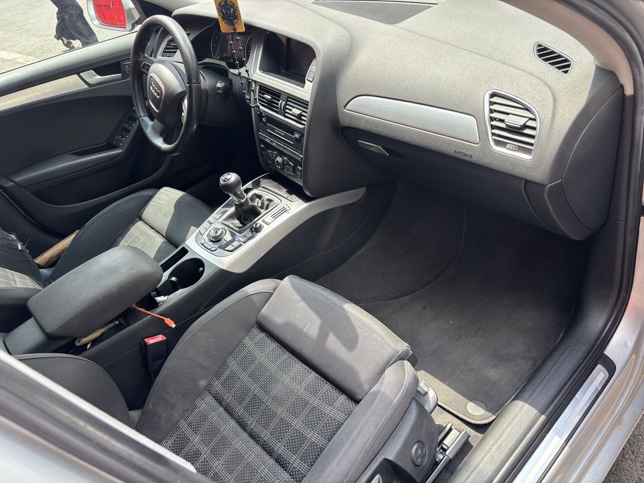 AUDI A4 Avant 2011 — imagine 5