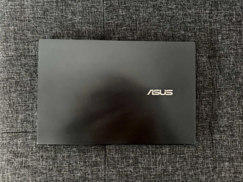 Laptop Asus Zenbook 13 UX325E , 512 GB SSD , I5-1135G7