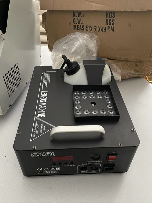 2 Buc Aparat/Masina de fum vertical 24 LED-uri 1500W