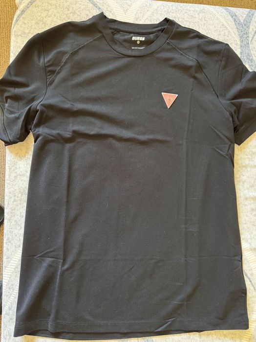 GUESS active T-shirt HENRIKO Regular Fit