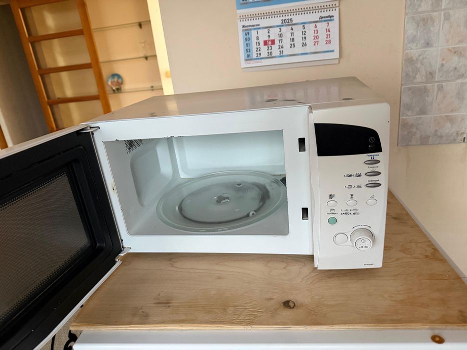 Продам микроволновку