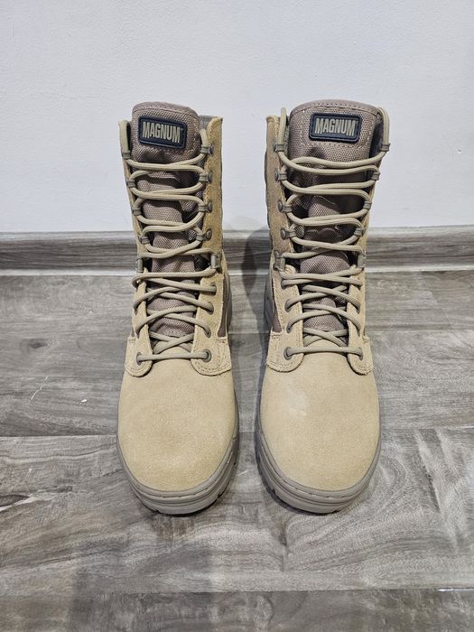 Bocanci militari Magnum nr 41, dimensiune talpic 26,5 cm
