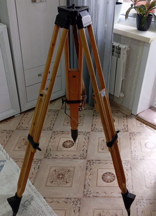 Штатив универсальный