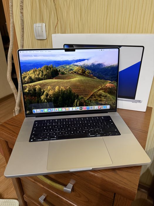 Macbook m1 pro 16 512 gb