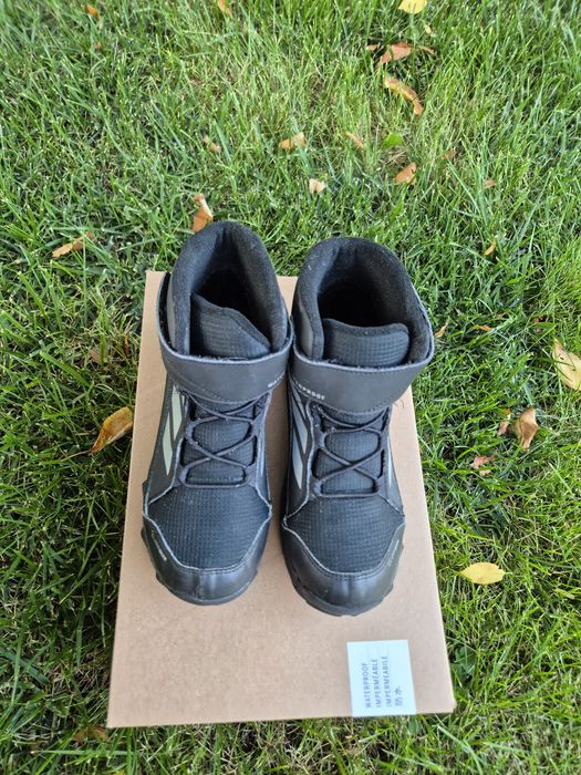 Зимние ботинки Adidas terrex
