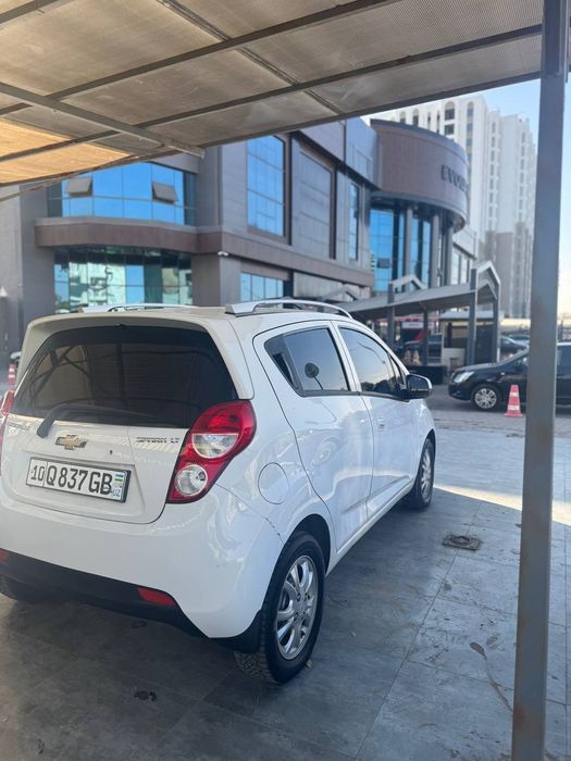 Spark sotiladi srochna