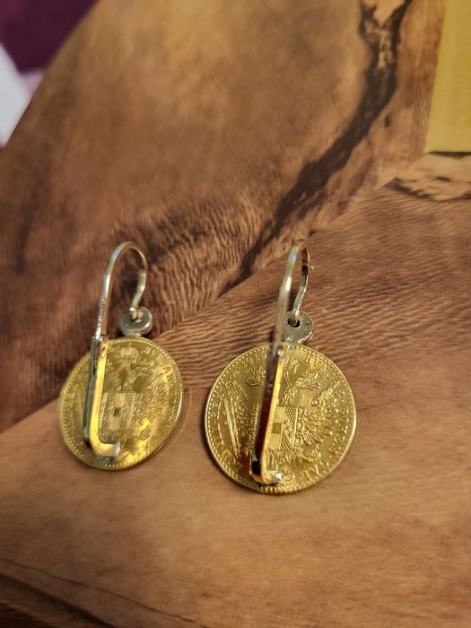 Vând cercei ptr femei din aur de 24 k