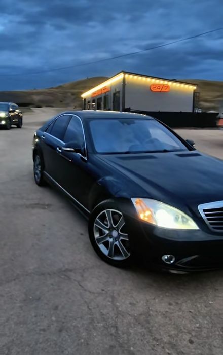 Автопрокат Мерседес 221