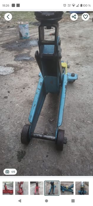 Doua cricuri crocodil stare de funcționare.