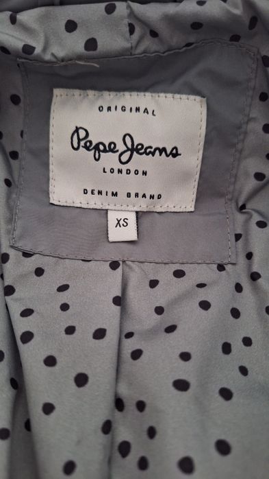 Дамско преходно яке на Pepe Jeans