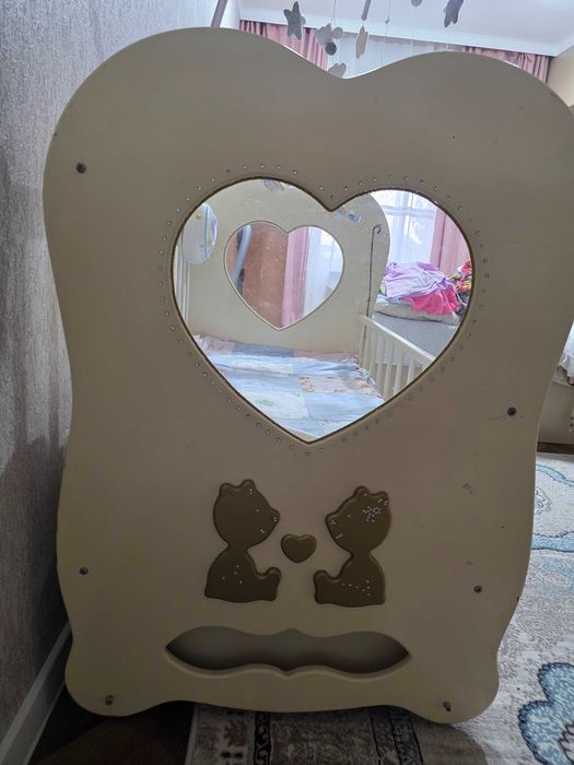 Детская кроватка