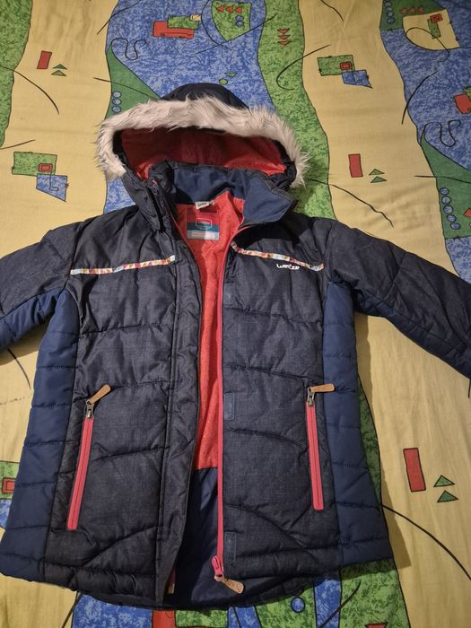 Geaca impermeabila 12-14 ani Wedze Decathlon ca noua