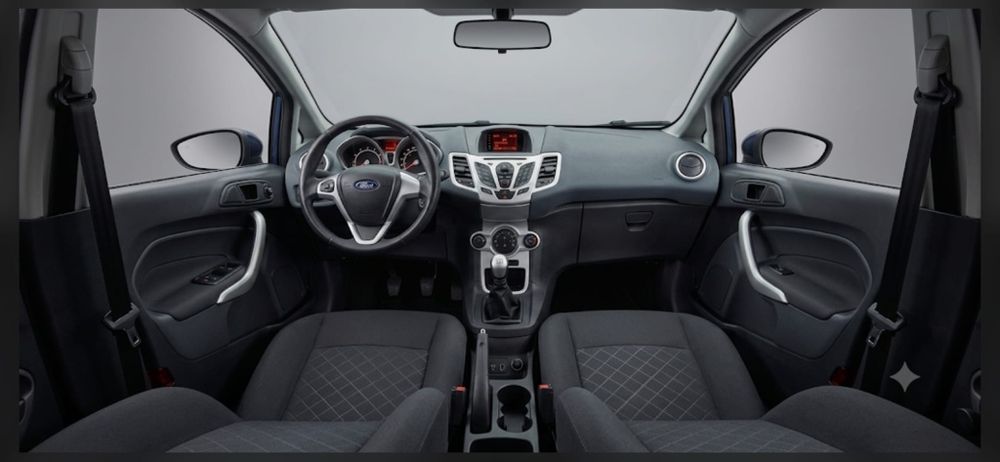 Ford fiesta  Echipare GHIA