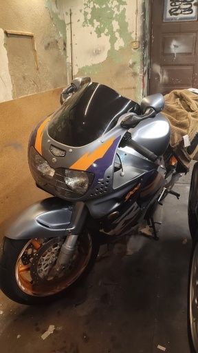 Слюда за Honda CBR 893 1994-1997