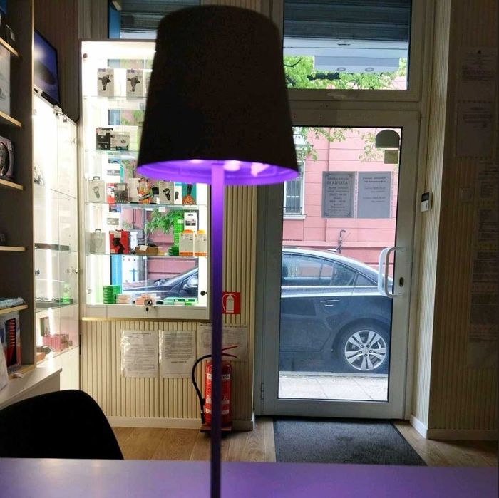 Настолна безжична LED лампа Brilo