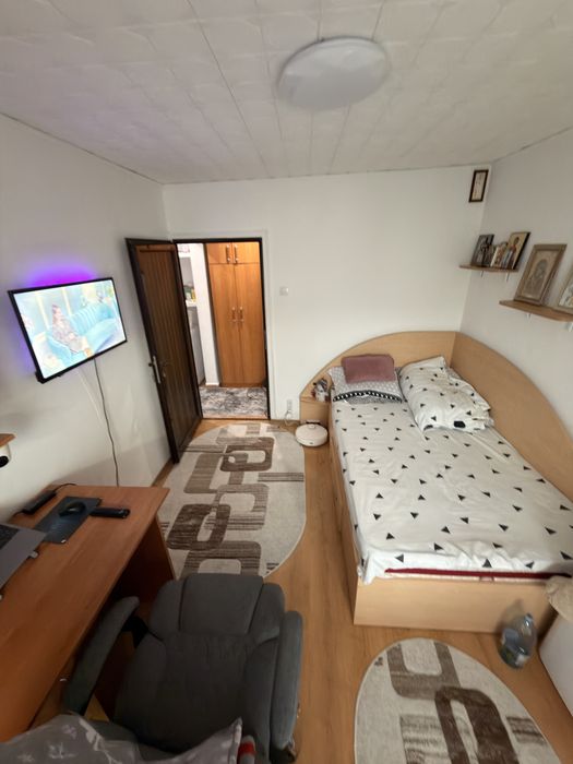 Apartament 3 camere intabulat, suprafață 77 mp, Tomești