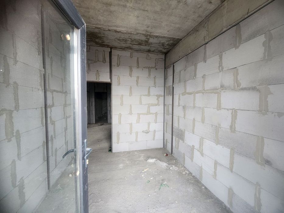 Срочно 3 хонали каробка Уй сотилади!!!