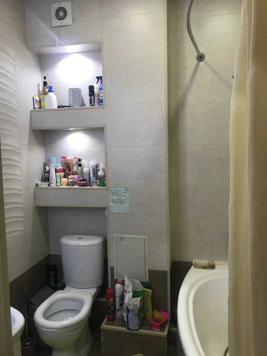 Себзар ТЦ Ривера 1(2)-комн 4/4 43 м² кирпич ремонт меб/тех