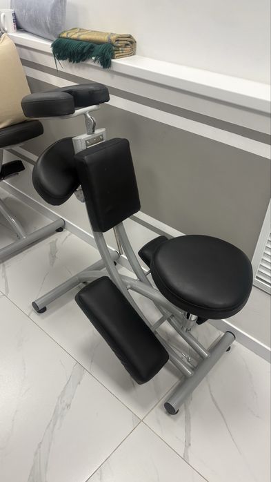 Продаются проф.массажные кресла