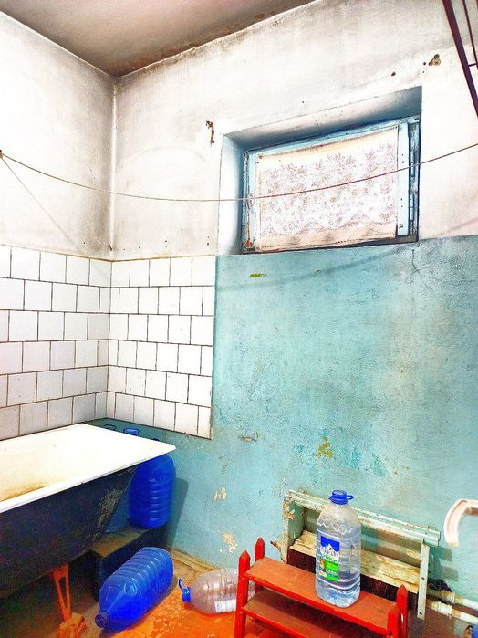 Продаётся квартира 2-ух комнатная без ремонта!