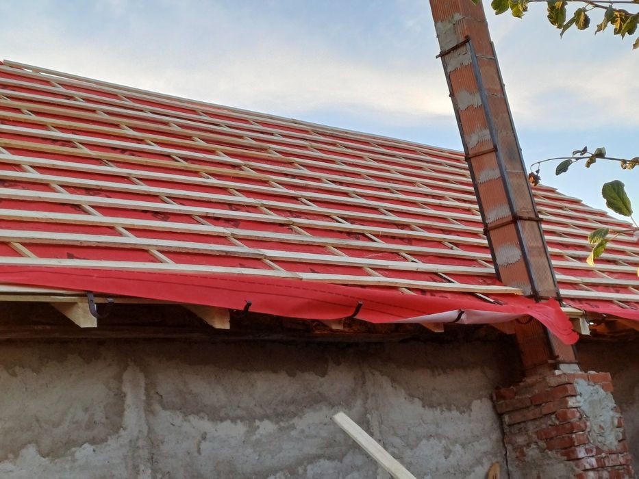 EXECUTAM URMĂTOARELE SERVICI


1. Reparatii Acoperis,
2. Montaj orice