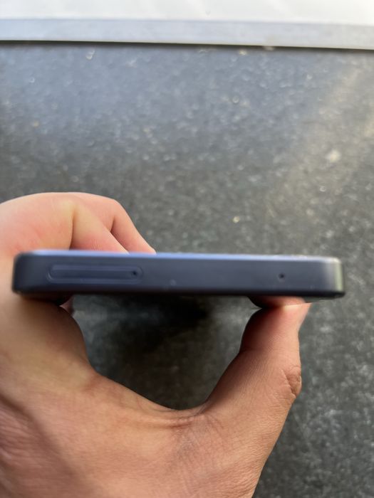 Продам Samsung A 35 5G память 8/128