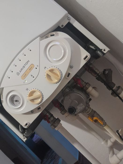 Centrala termica pe gaz ARISTON.