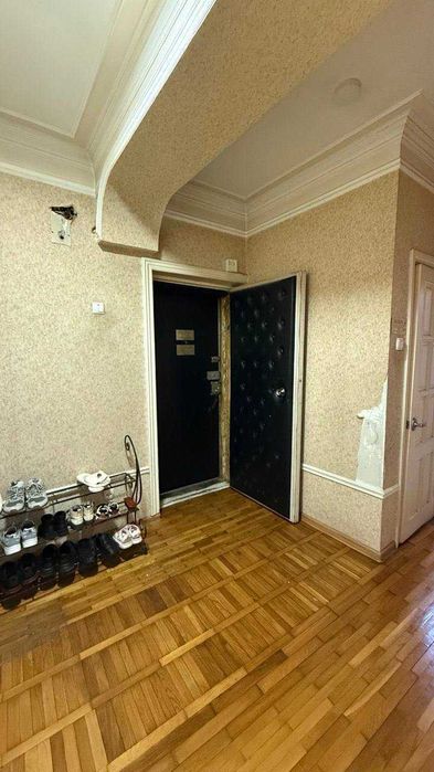 3-комнатная квартира под нежилое у метро Ойбек, 79 м²