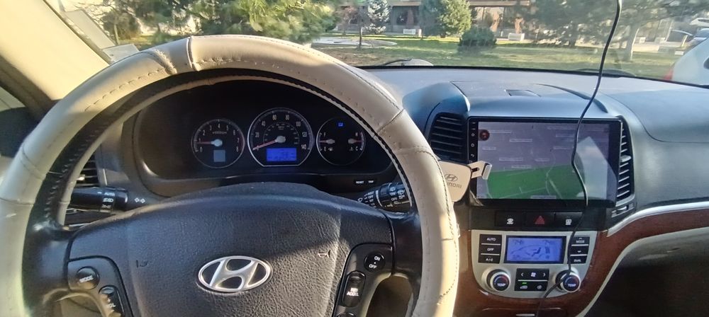 Продавам Hyundai Santa Fe Limited Edition 3.3 л. бензин/ газ