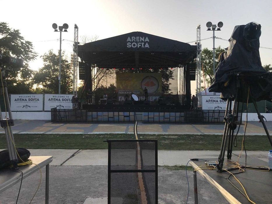 Сцена + подиум Eurotruss 12x10m