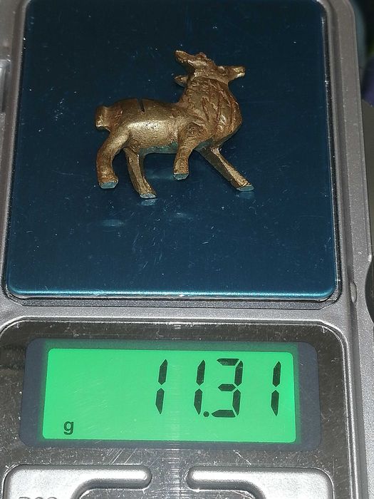 Бронзови фигурки