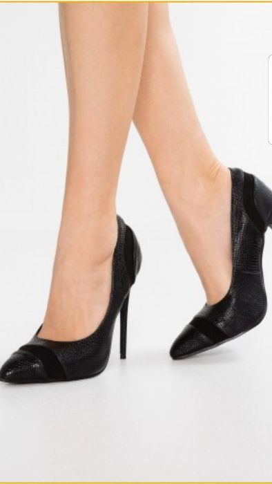 Елегантни дамски обувки LOST INK, номер 39. НОВИ!