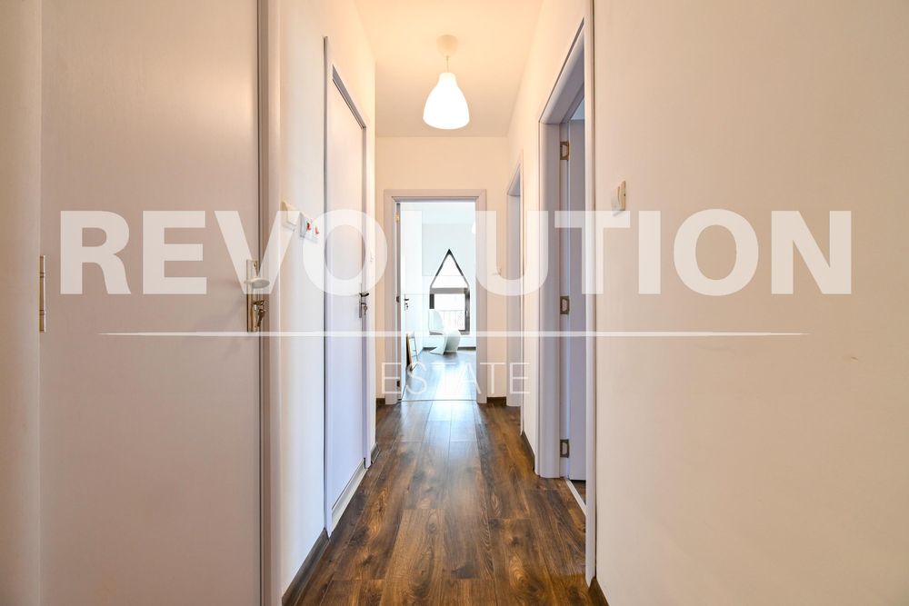 Дава се под наем Тристаен апартамент в София, Зона Б-18 - 85 кв.м за 799 € - Снимка #14