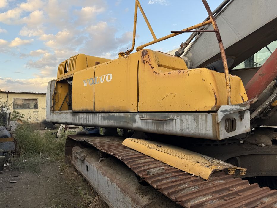 Продам экскаватор Volvo 460