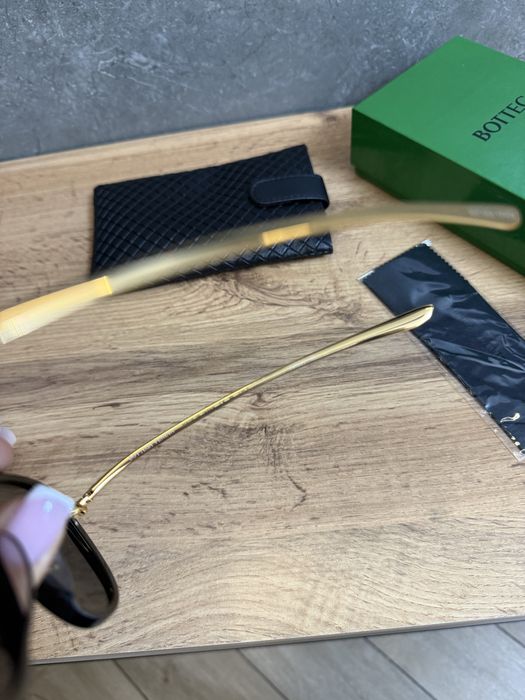 Очки солнцезащитные Bottega Veneta