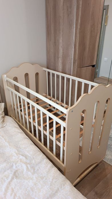 Кроватка детская