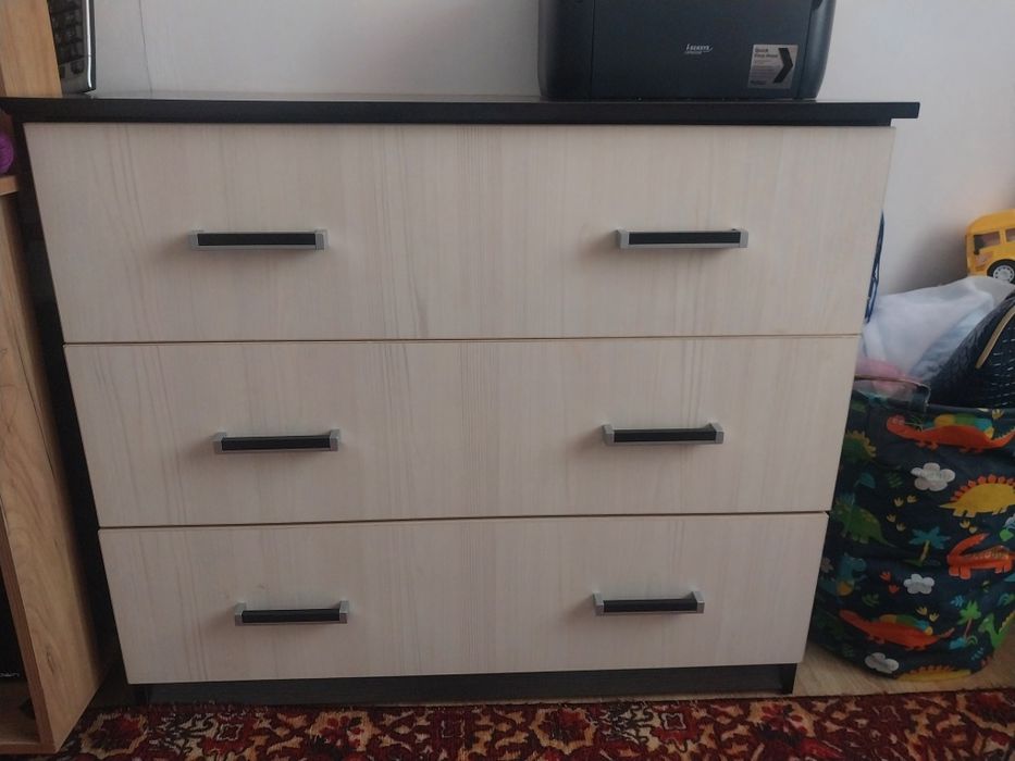 Продам шкаф и комод