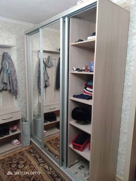 Продается раздвижнлой шкаф