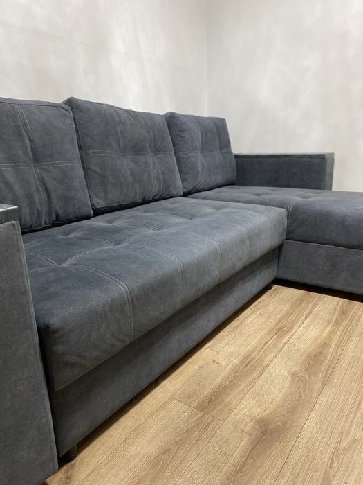 Продам диван.