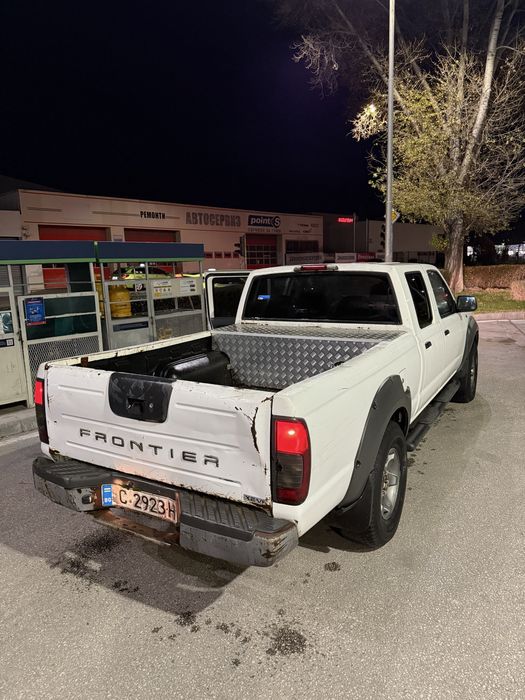 Джип Nissan фронтиер