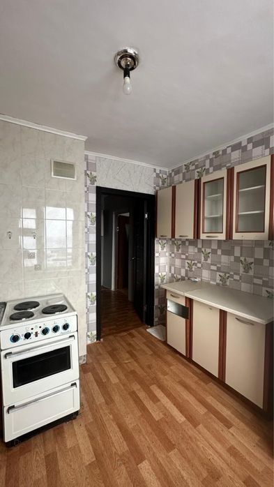 Продается 1 комнатная квартира У/П (8 мкр)