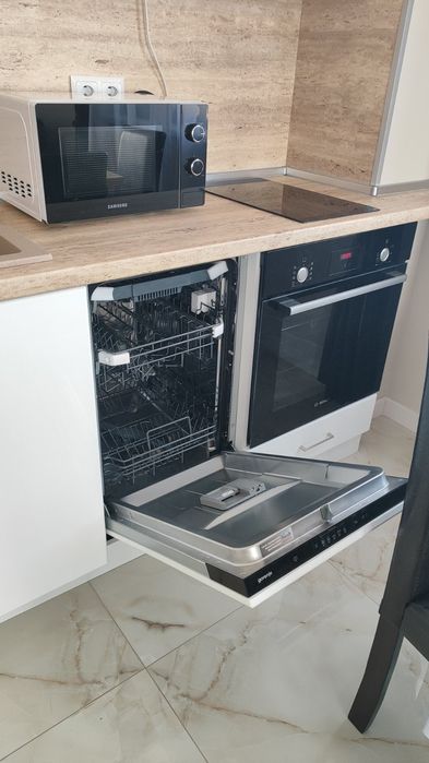 Дава се под наем Двустаен апартамент в Варна, Кайсиева градина - 63 кв.м за 510 € - Снимка #3