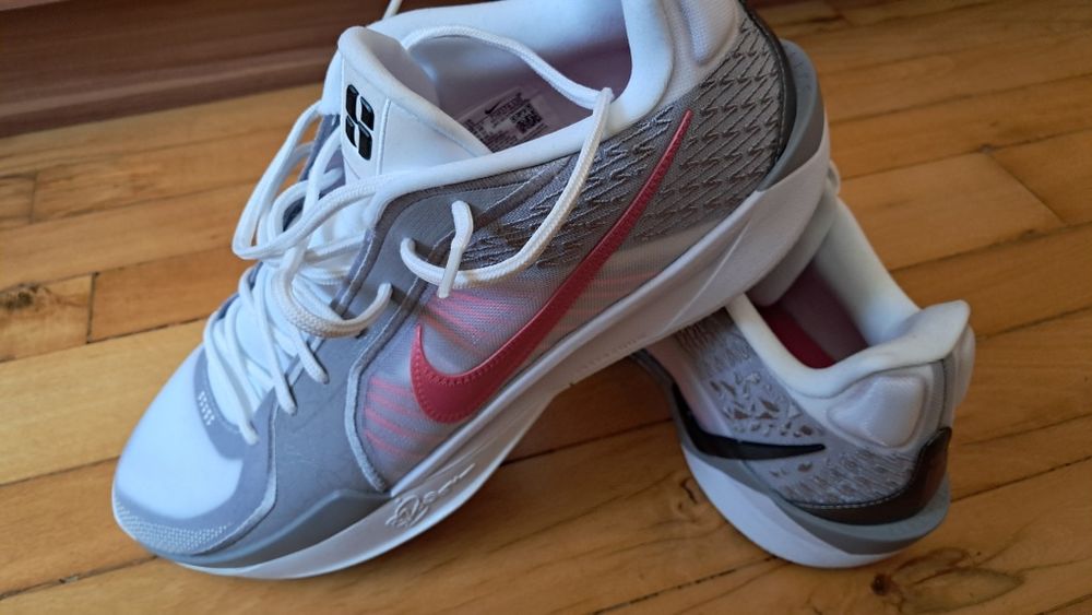 Маратонки Nike 48
