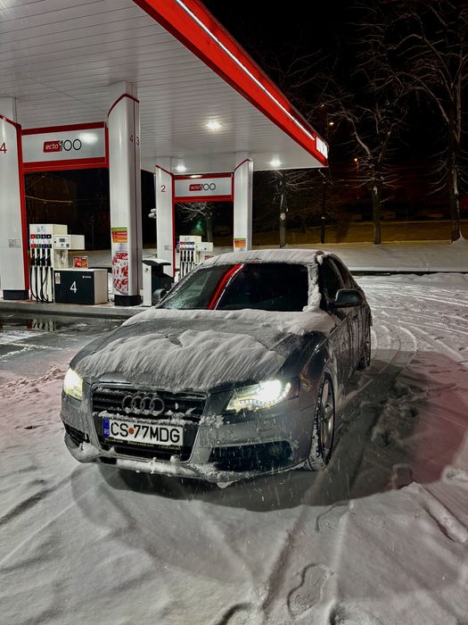 Vand Audi A4 B8, s-line