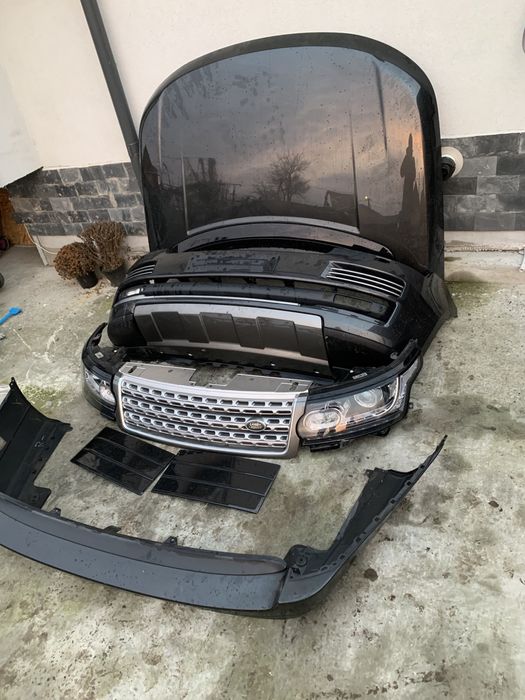 Bara fata spate grila ornament usa far Range Rover Vogue L405