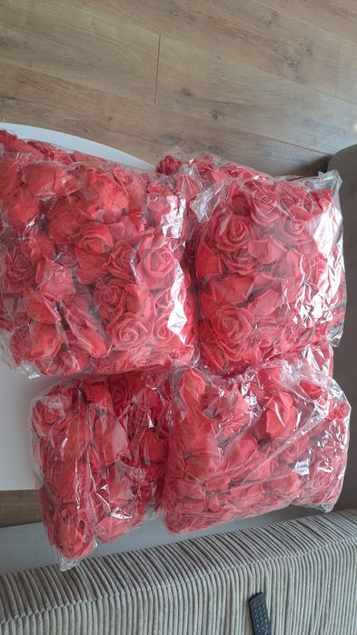 Продавам рози от фоам 7см