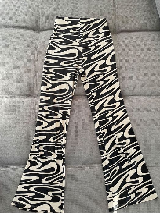 Pantaloni pentru fete